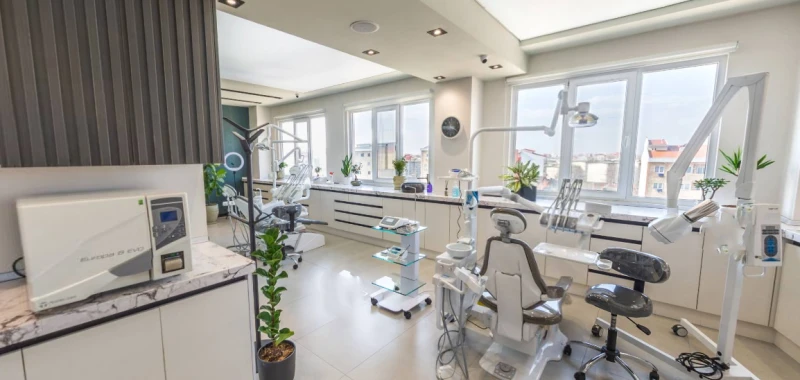 کلینیک دندانپزشکی دكتر مهرپور دارستانی (رشت)