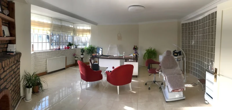 کلینیک زیبایی دکتر فرشته زمانی (تهران)
